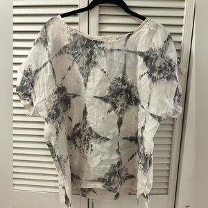 Bellaumbra Linen Abstract Print Top - S
